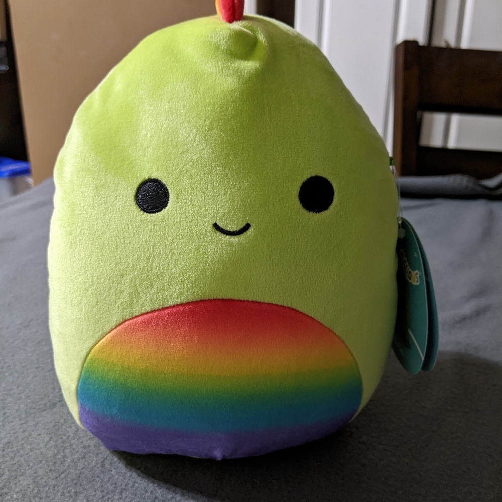 NWT Arlie the Dino squishmallow 8" pride rainbow exclusive green Sanrio